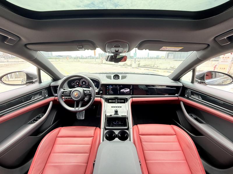 Porsche Panamera, 2024 — фото 7 из 12