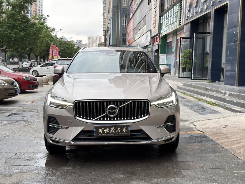 Volvo XC60, 2024 — фото 2 из 10