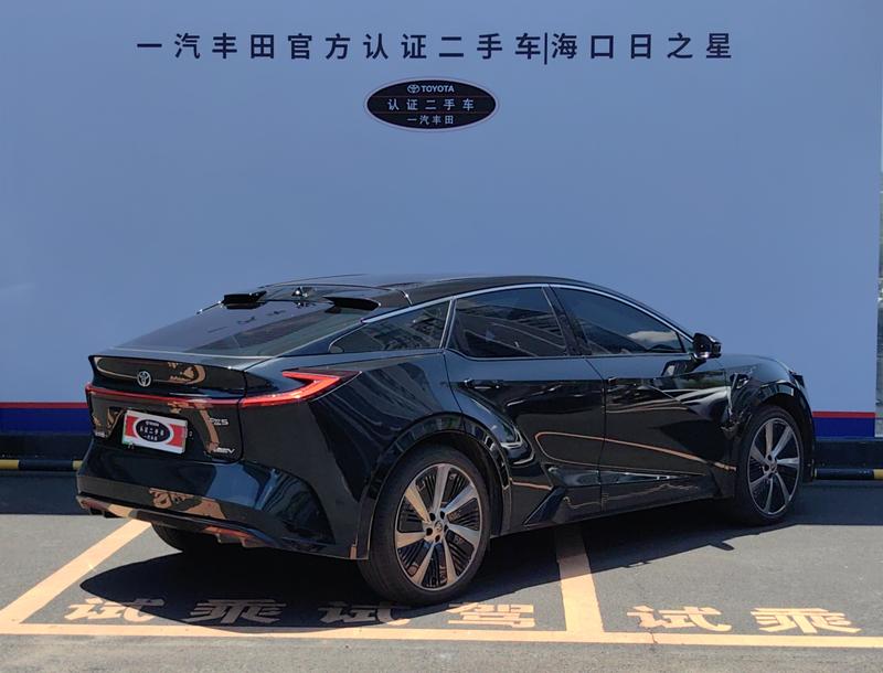 Toyota bZ5, 2025 — фото 5 из 12