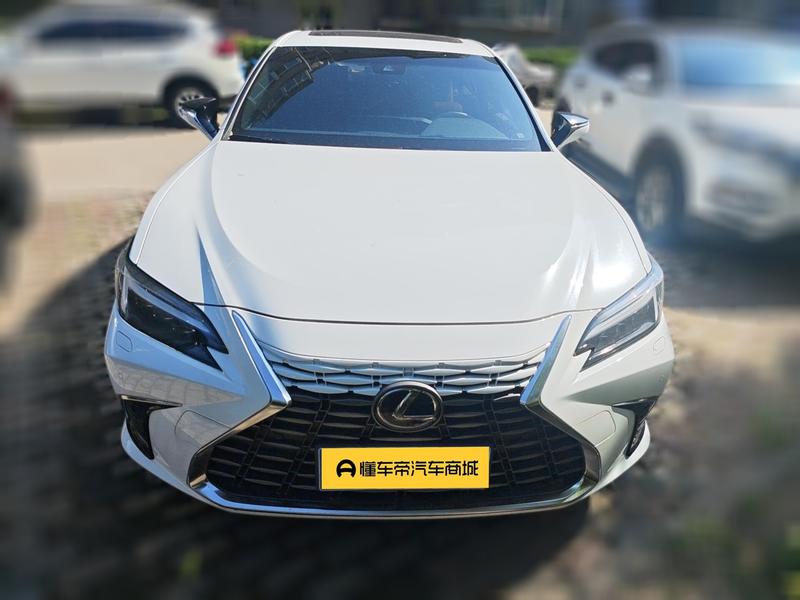 Lexus ES, 2025 — фото 2 из 12