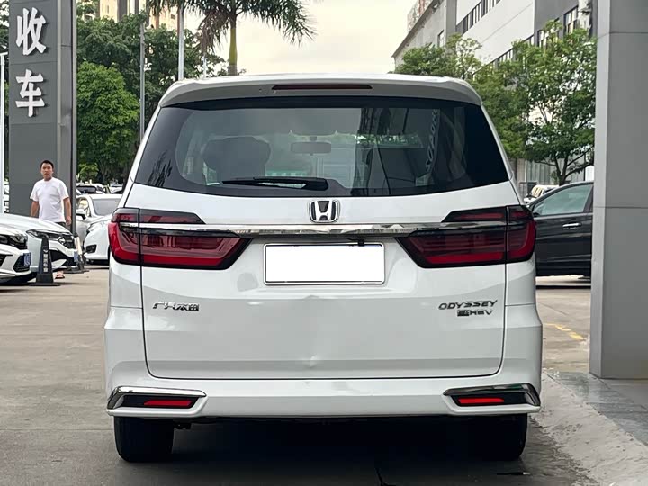 Honda Odyssey, 2022 — фото 3 из 9