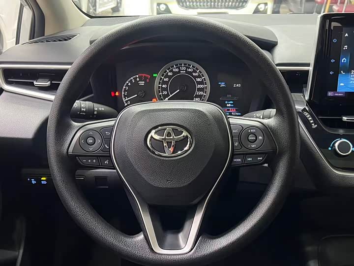 Toyota Corolla, 2023 — фото 9 из 9