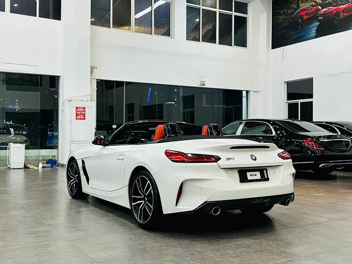 BMW Z4, 2023 — фото 4 из 9
