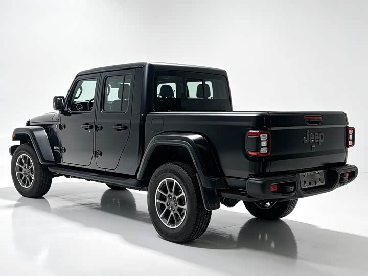 Jeep Gladiator, 2023 — фото 5 из 9