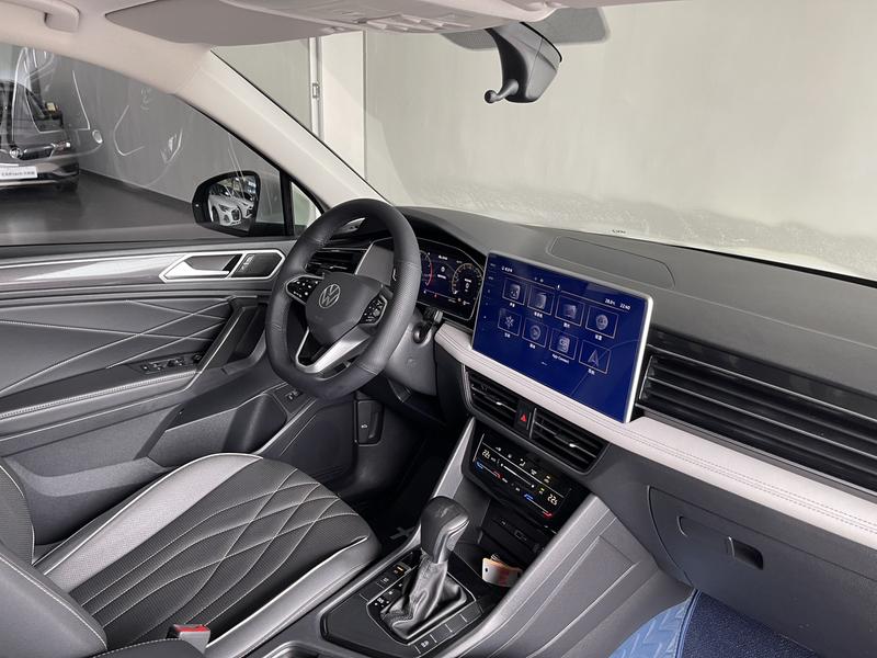 Volkswagen Tiguan L Pro, 2022 — фото 11 из 12