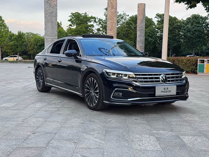 Volkswagen Phideon, 2021 — купить в Туле под ключ