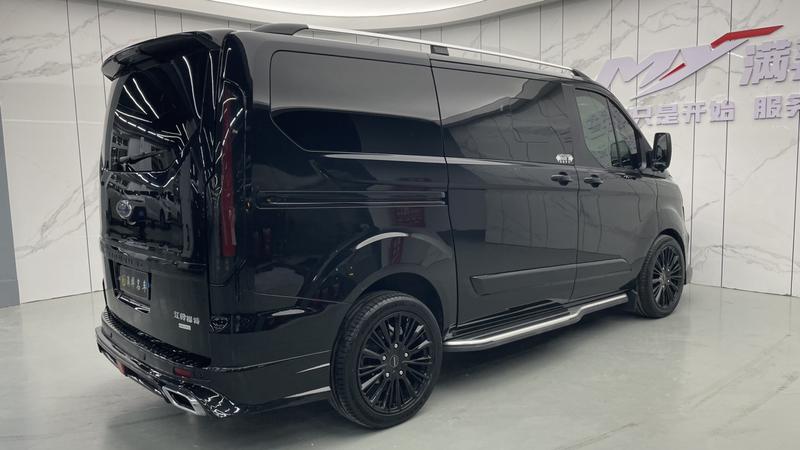 Ford Tourneo, 2022 — фото 7 из 12