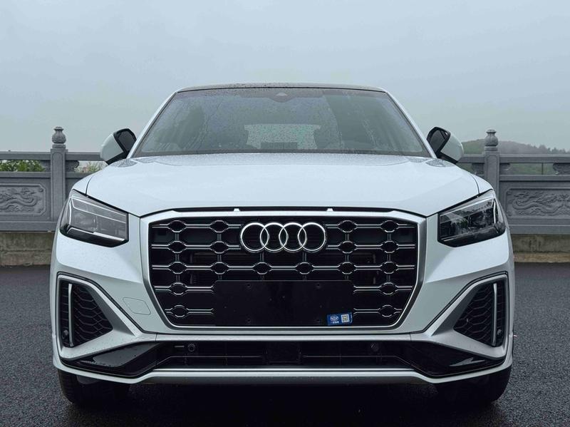 Audi Q2L, 2023 — фото 2 из 12