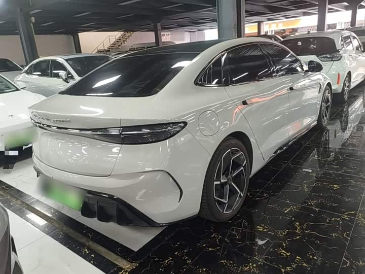 BYD Seal, 2022 — фото 7 из 9