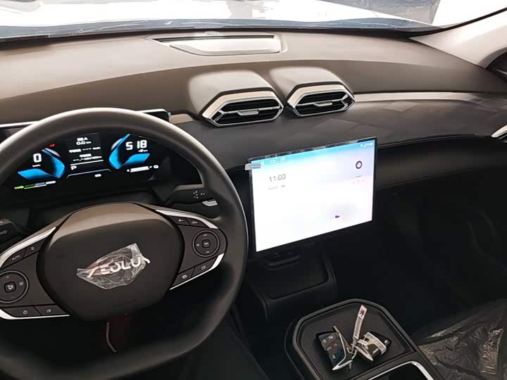 Dongfeng Aeolus Sky EV01, 2025 — фото 6 из 9
