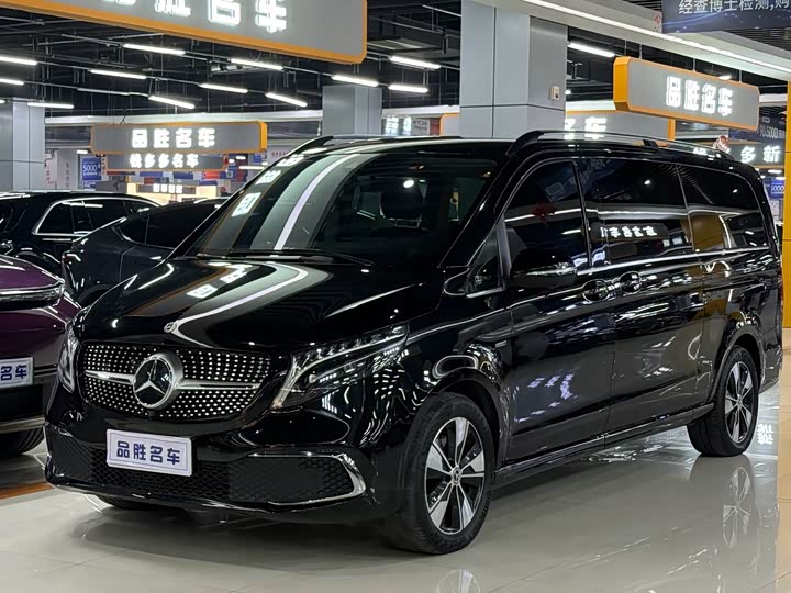 Mercedes-Benz V-Class, 2023 — фото 5 из 9