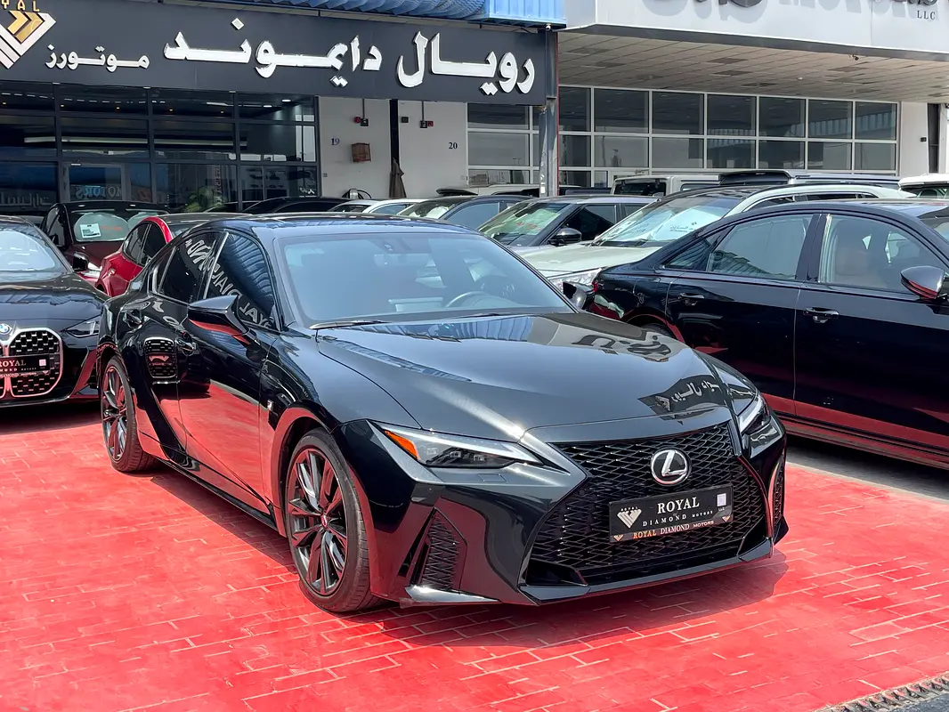 Lexus IS-Series, 2024 — фото 3 из 10