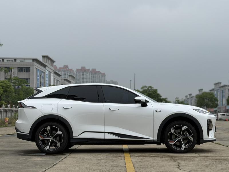 Changan Deepal S07 (S7), 2025 — фото 8 из 12