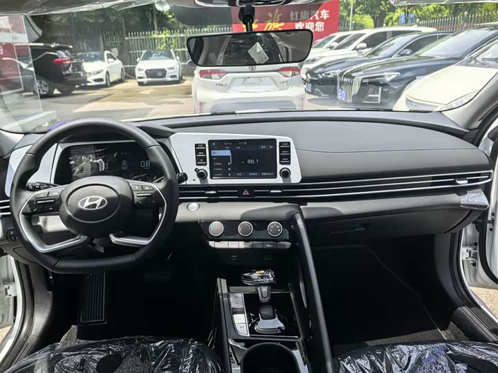Hyundai Elantra N line, 2026 — фото 5 из 9