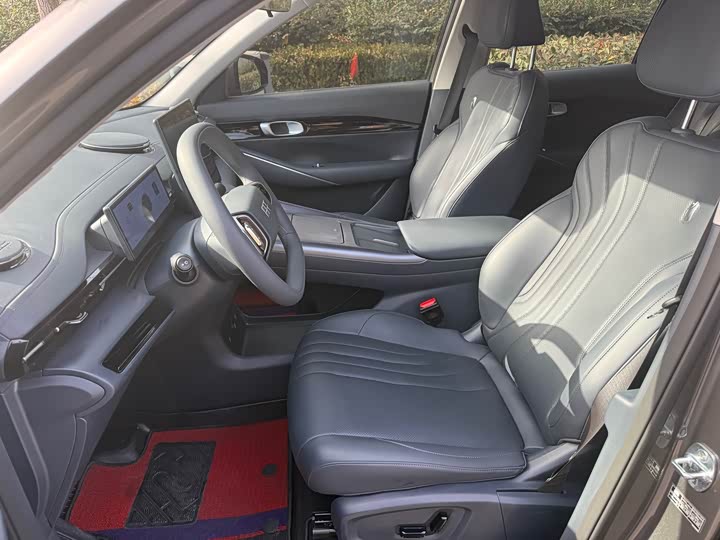 Geely Galaxy E5, 2025 — фото 11 из 12