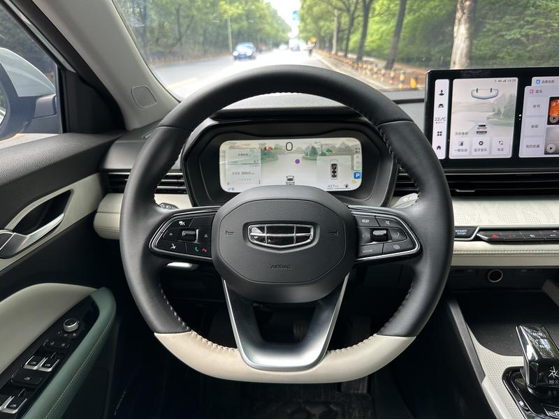 Geely Emgrand L Hi·P Hybrid, 2022 — фото 12 из 12