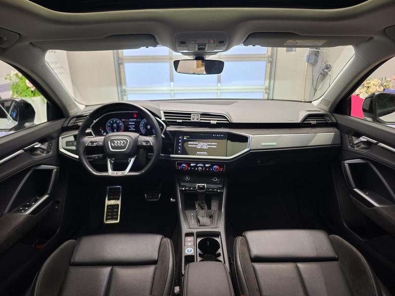 Audi Q3 Sportback, 2023 — фото 5 из 8