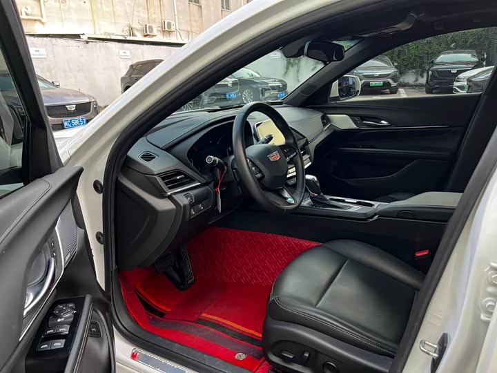 Cadillac CT4, 2023 — фото 9 из 9
