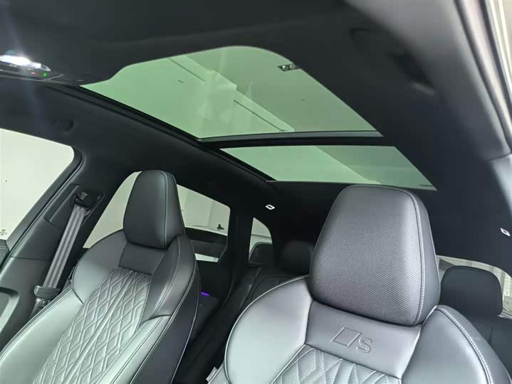 Audi Q5L, 2025 — фото 9 из 9