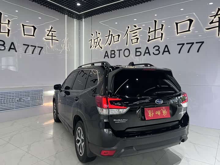 Subaru Forester, 2022 — фото 6 из 9