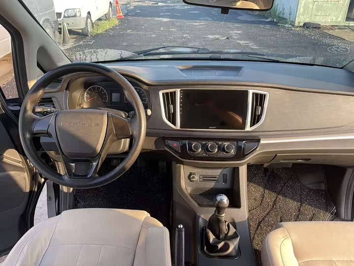 Dongfeng Forthing Lingzhi M5, 2022 — фото 4 из 9