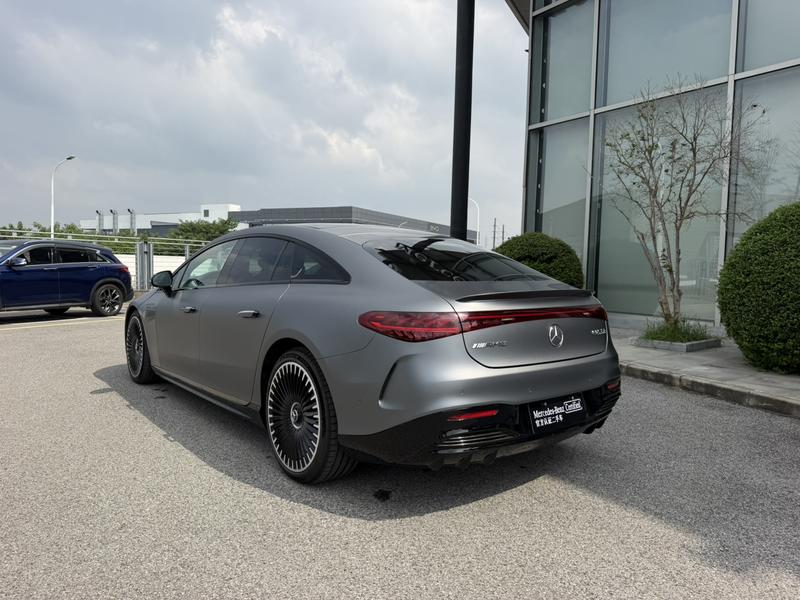 Mercedes-Benz EQS AMG, 2025 — фото 5 из 12