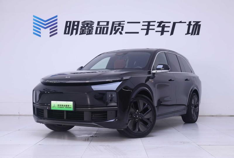 LiXiang L8, 2024 — купить в Смоленске под ключ