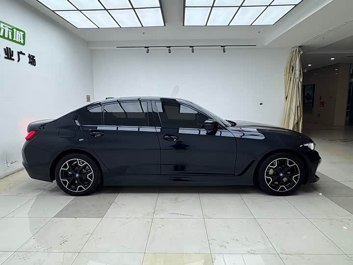 BMW i3, 2024 — фото 4 из 9