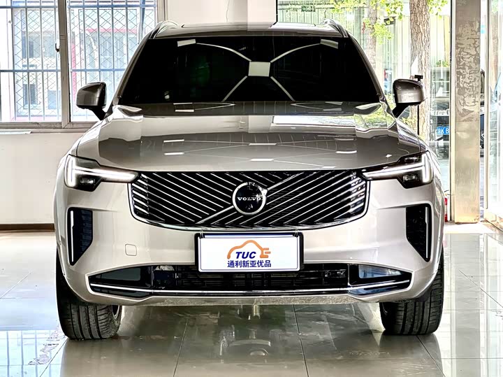 Volvo XC90, 2025 — фото 2 из 9