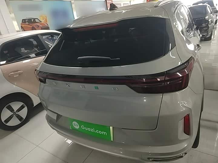 Exeed LX C-DM Hybrid, 2022 — фото 6 из 9