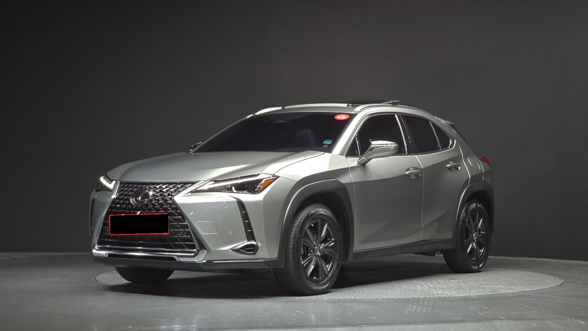 Lexus UX, 2023 — купить в Ульяновске под ключ