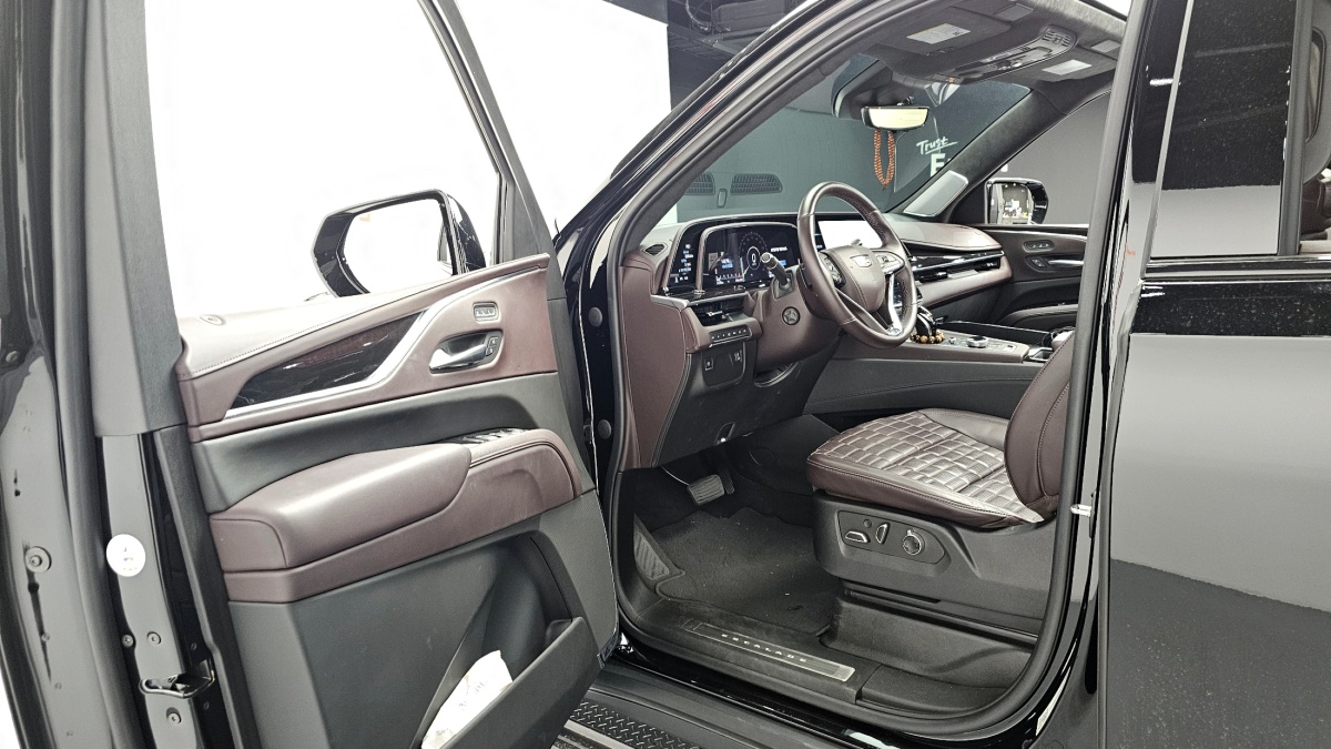 Cadillac Escalade, 2022 — фото 9 из 12