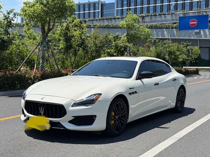 Maserati Quattroporte, 2023 — купить в Йошкар-Оле под ключ