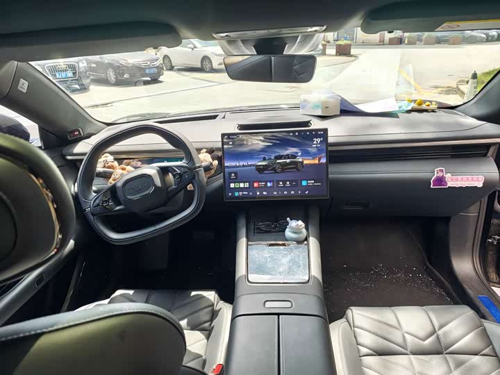 Lynk & Co 30 EM-P Hybrid, 2026 — фото 6 из 9