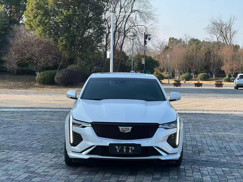 Cadillac CT4, 2023 — фото 2 из 11