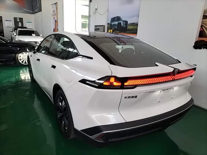 Changan Deepal SL03, 2026 — фото 5 из 9