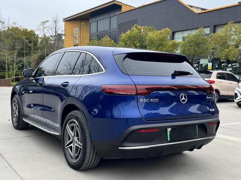 Mercedes-Benz EQC, 2022 — фото 5 из 12