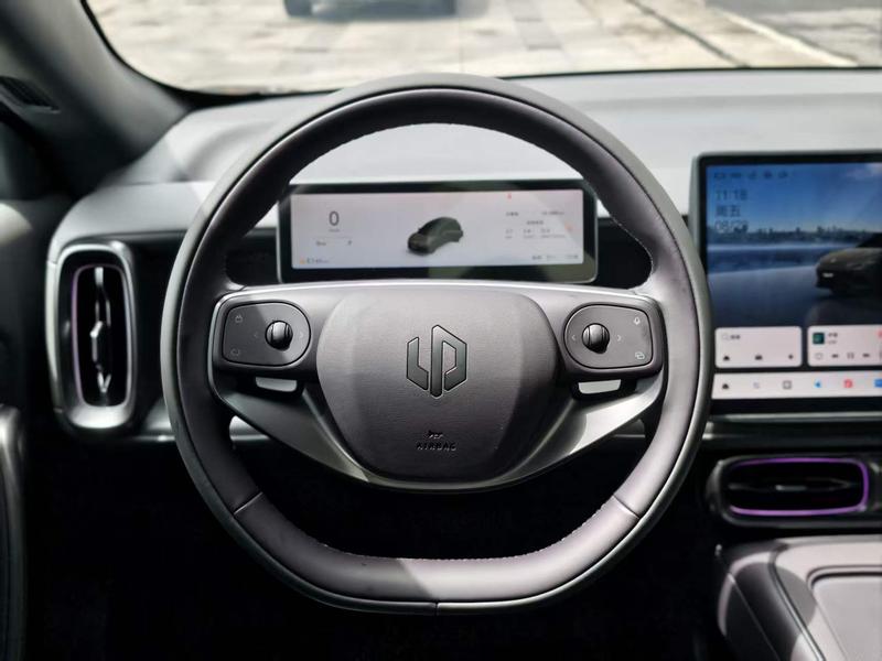Leapmotor Lafa5, 2025 — фото 10 из 12