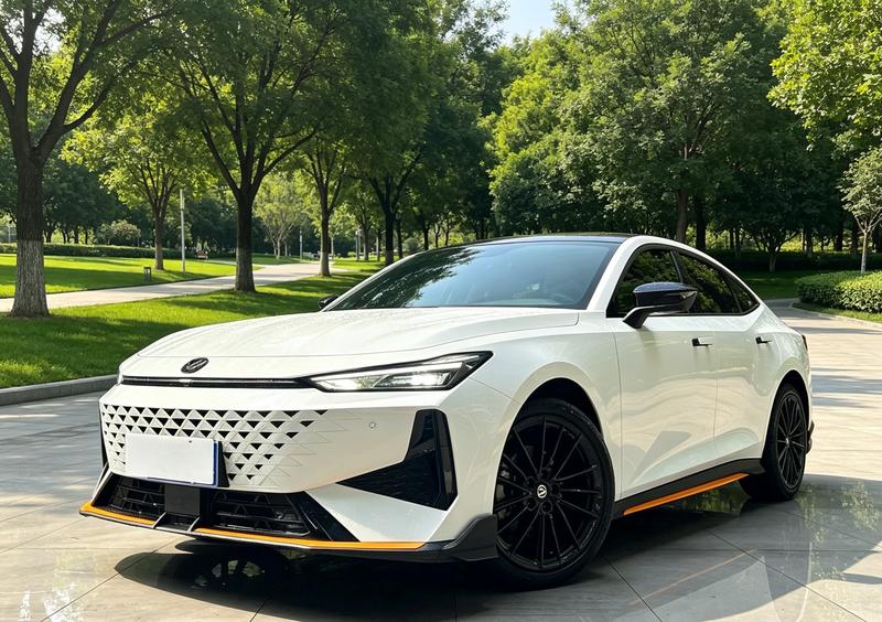 Changan UNI-V, 2023 — купить в Кирове под ключ