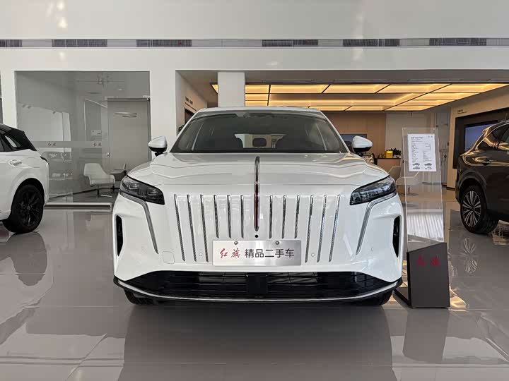 Hongqi HS6 Hybrid, 2025 — фото 2 из 9