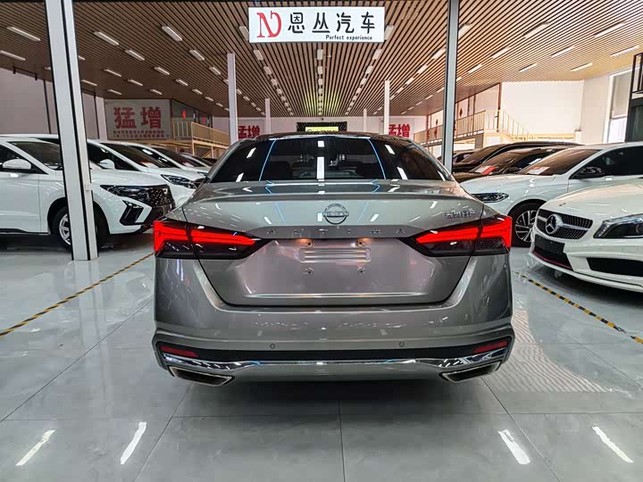 Nissan Teana, 2023 — фото 8 из 9