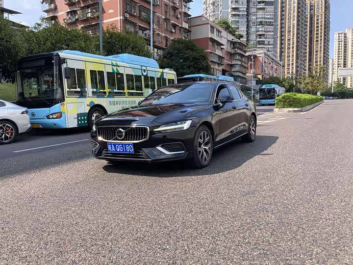 Volvo S60, 2024 — купить в Чебоксарах под ключ