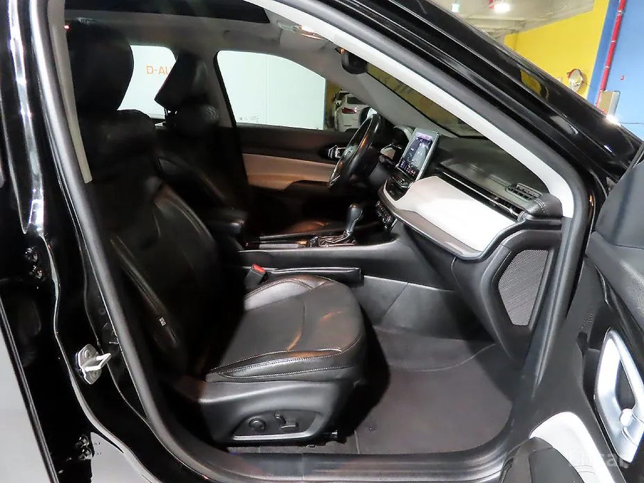 Jeep Compass, 2022 — фото 11 из 12