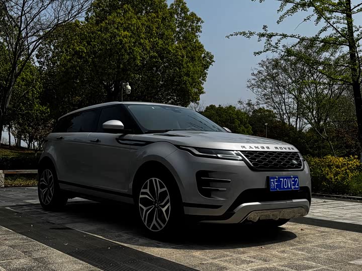Land Rover Range Rover Evoque L, 2023 — фото 2 из 9
