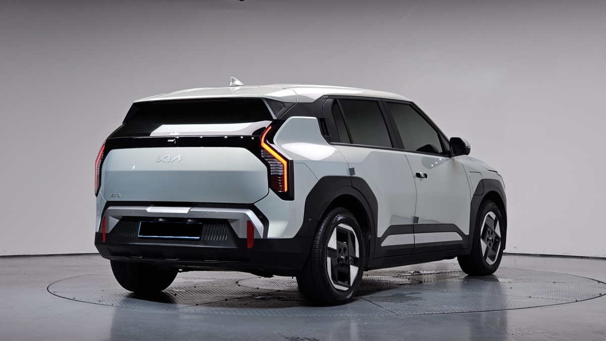 Kia EV3, 2025 — фото 2 из 12