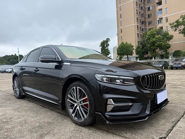 Geely Preface, 2023 — фото 3 из 9