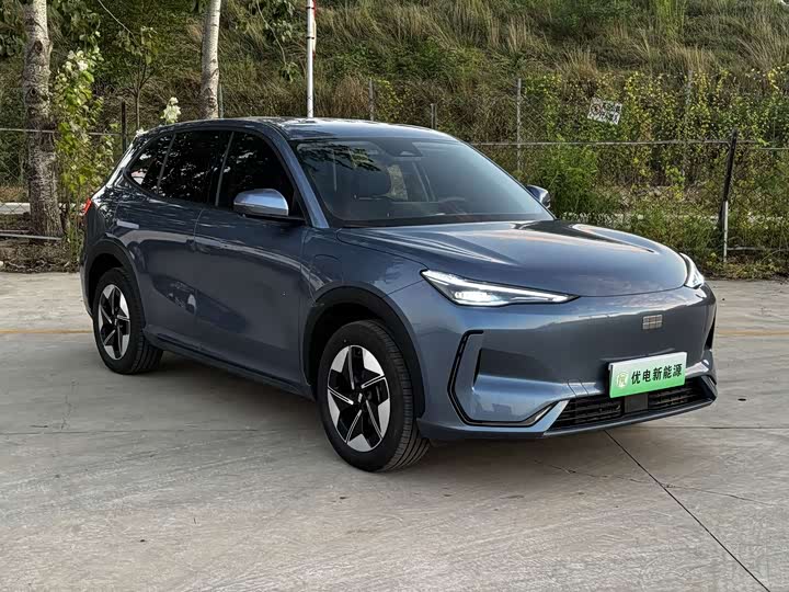 Geely Galaxy E5, 2025 — фото 4 из 9
