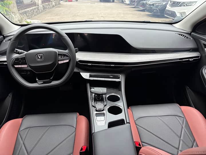 Changan Eado Plus, 2024 — фото 5 из 9
