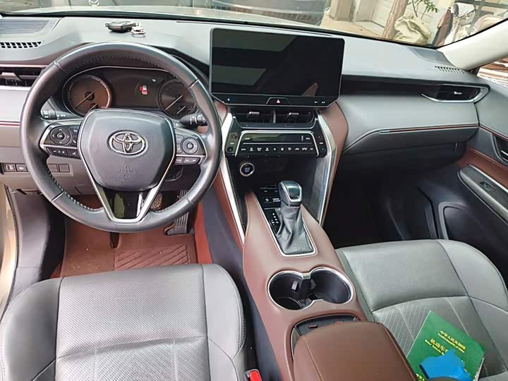 Toyota Harrier, 2022 — фото 5 из 9