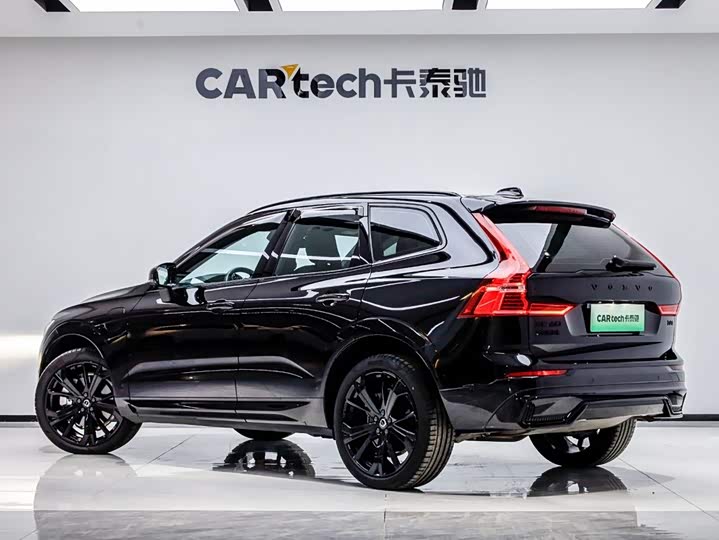 Volvo XC60 Hybrid, 2024 — фото 4 из 9